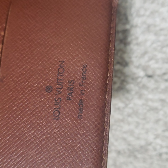 Louis Vuitton Monogram Wallet Authentic - Picture 6 of 12